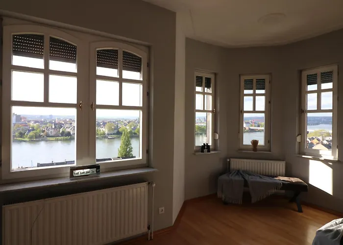Apartmán -residenz Josephine- Atemberaubender Rheinblick Bis Zum Deutschen Eck *